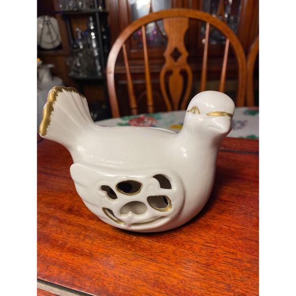 VTG White Ceramic Dove Bird with gold accents Reticulated side openings GUC - Picture 1 of 15